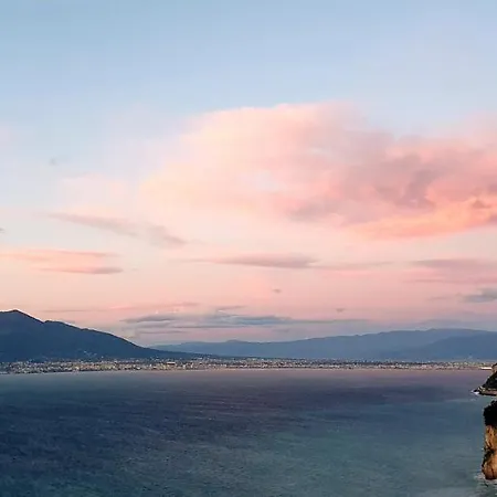 Dimora Del Conte Sorrento Coast Seaview *